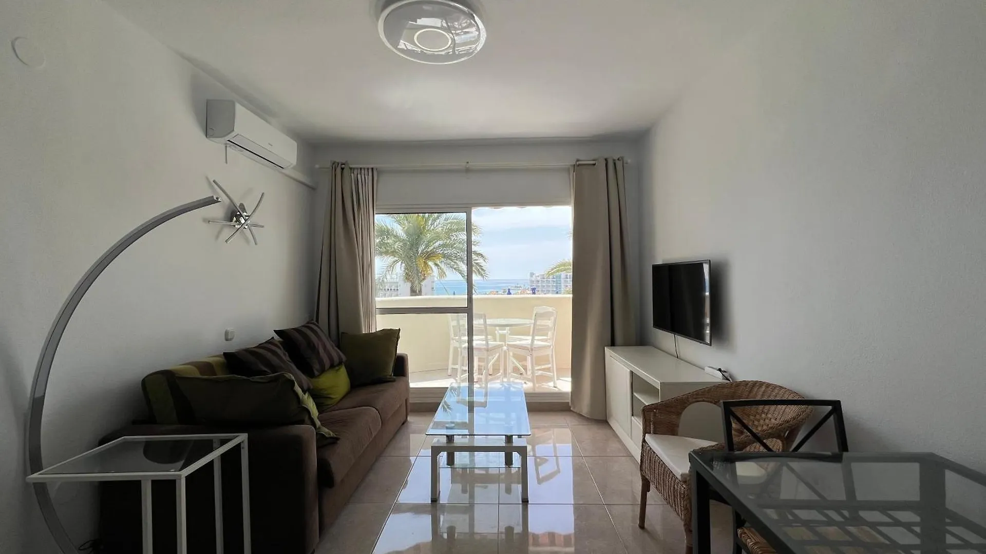 Apartment Benalbeach With Sea View Benalmádena